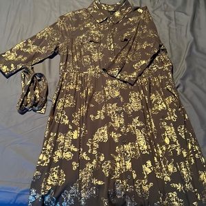 torrid dress. Torrid size 2 =size 18/20
25$ or 2/40$